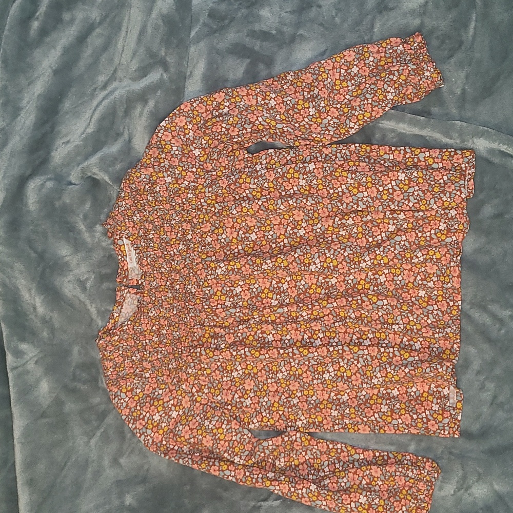 Cat&Jack size 7/8 floral top